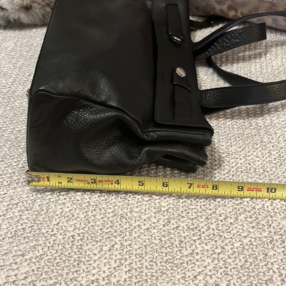 Tanna Tannar Black Soft Neutral Leather Satchel Shoulder Bag Purse - Picture 12 of 12